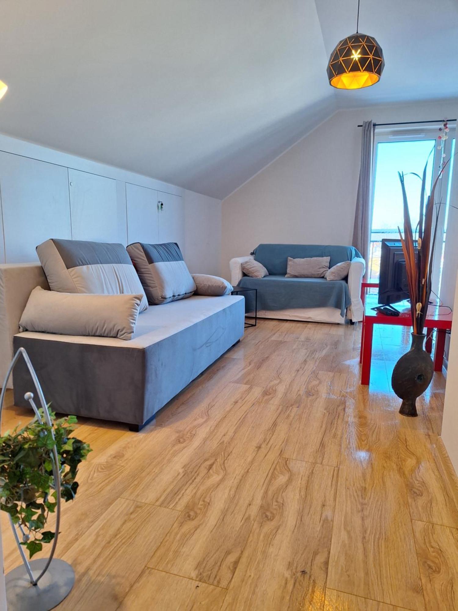Sunny Hill , Apartment *